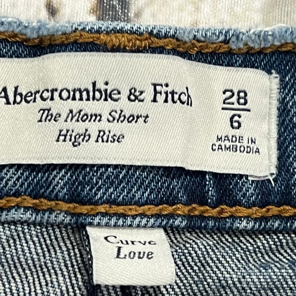 Abercrombie & Fitch Denim Blue Distressed Shorts Womens Mom Short Jeans